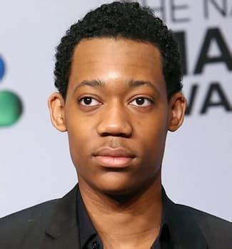 Tyler James Williams Age, Wife, Bothers, Disease,。